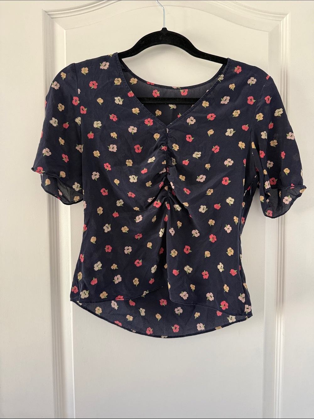 Madewell Navy Floral Ruched Center Short Sleeve Top